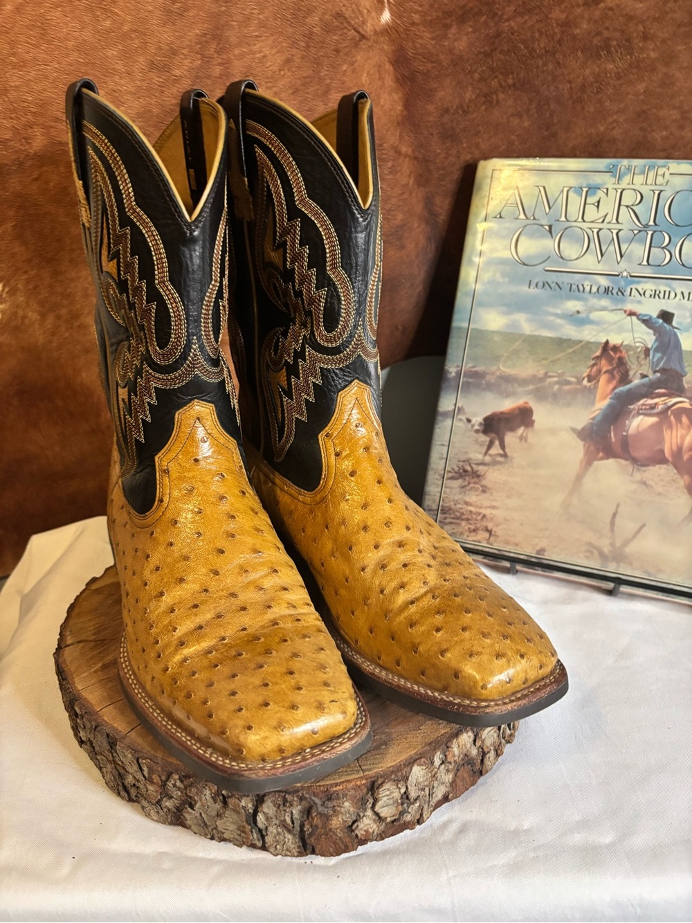 Ariat Men’s Ostrich Leather Western Cowboy Boots Sz 10.5 EE